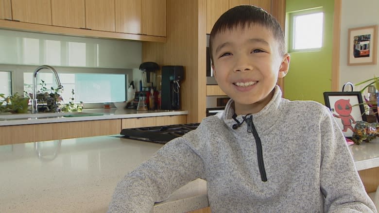 Nine-year-old 'Soda Kid' starts Calgary business cutting homemade soda costs