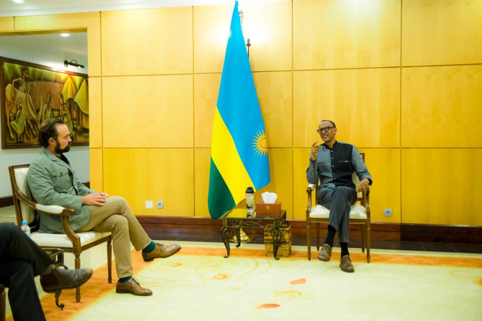 Paul Kagame and Lord LebedevPlaisir Muzogeye