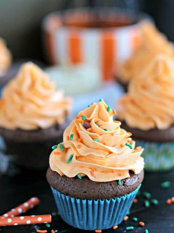 <p>Sweet and Savory Meals</p><p> Dense, rich and chocolaty, topped with creamy and smooth pumpkin puree buttercream.</p><p><strong>Get the recipe: </strong><a href="https://sweetandsavorymeals.com/pumpkin-brownie-cupcakes/" rel="nofollow noopener" target="_blank" data-ylk="slk:Pumpkin Brownie Cupcakes;elm:context_link;itc:0;sec:content-canvas" class="link "><strong>Pumpkin Brownie Cupcakes</strong></a></p>