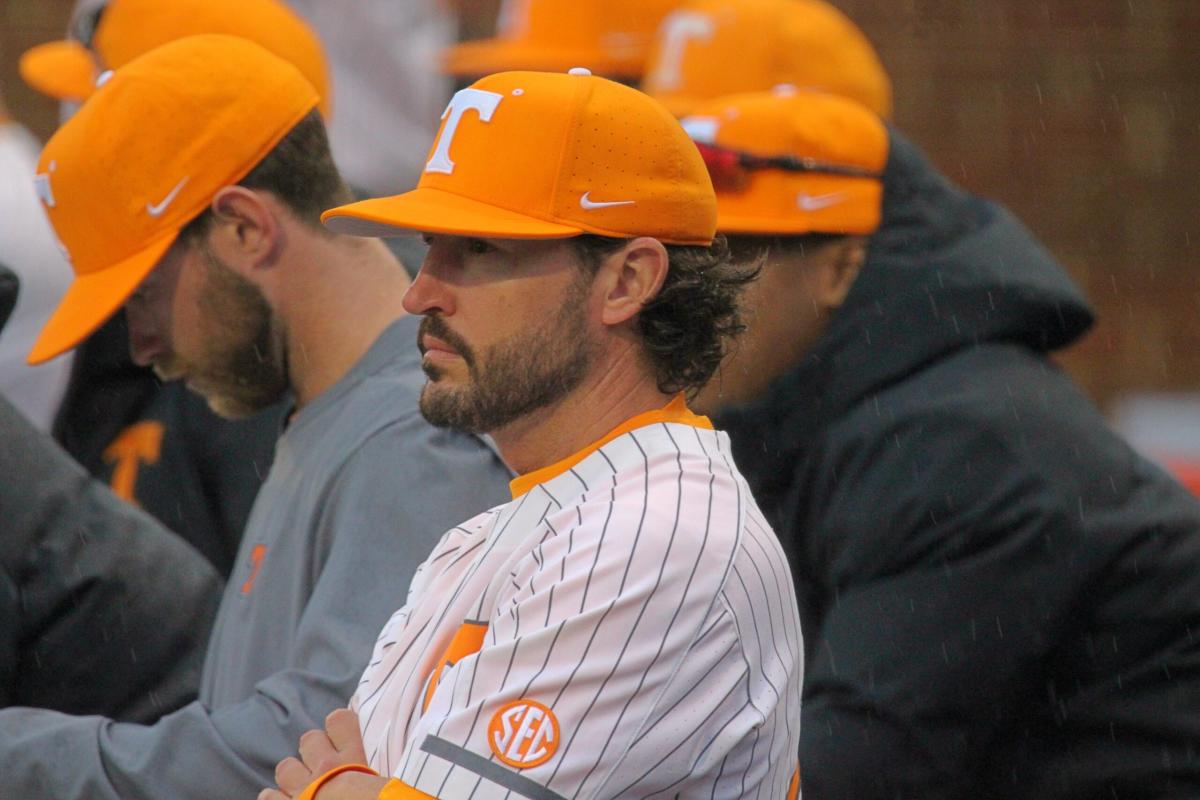 Tony Vitello reacts to Vols' series win over Kentucky