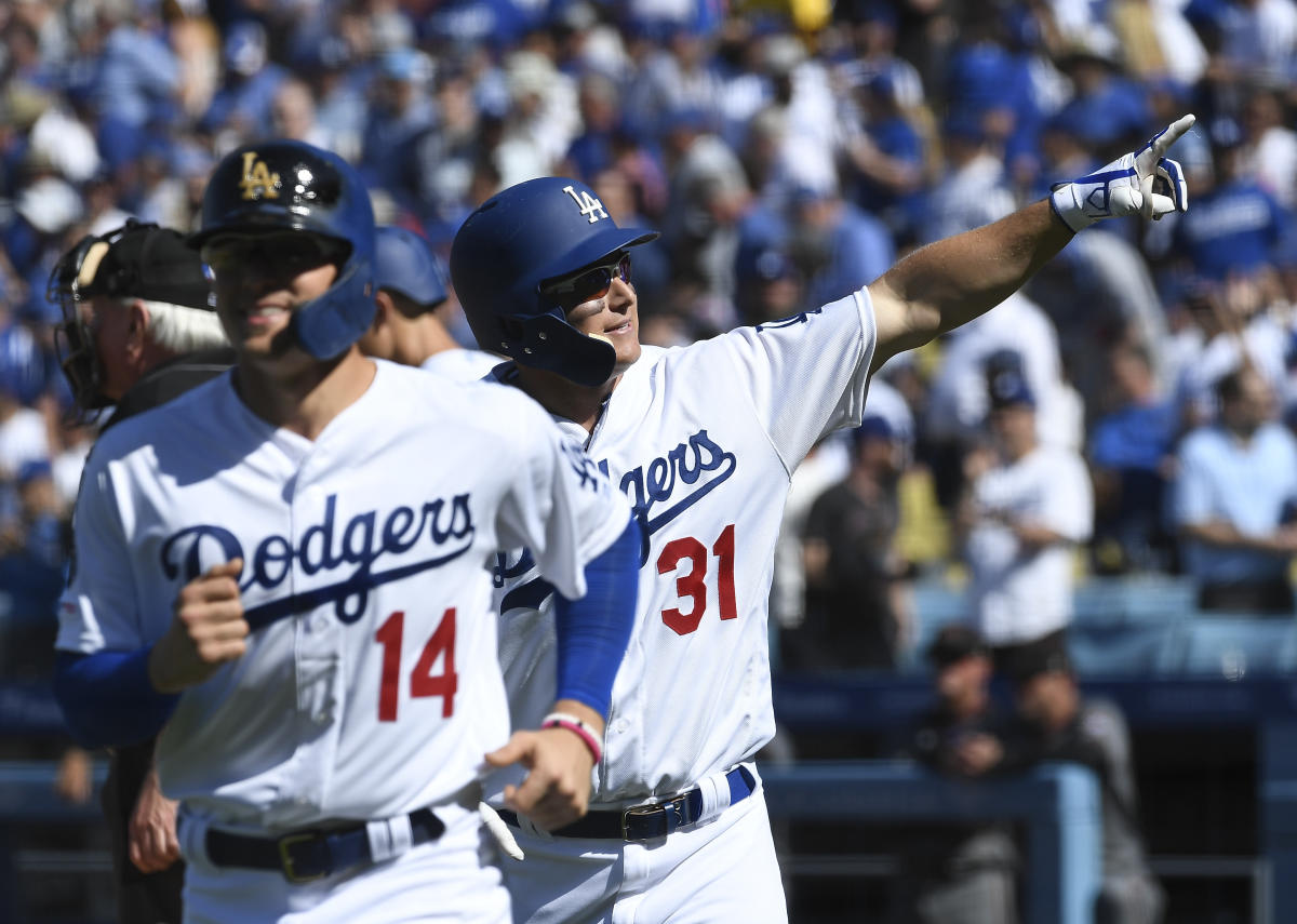 Corey Seager of the Los Angeles Dodgers in the dugout during the Los  News Photo - Getty Images