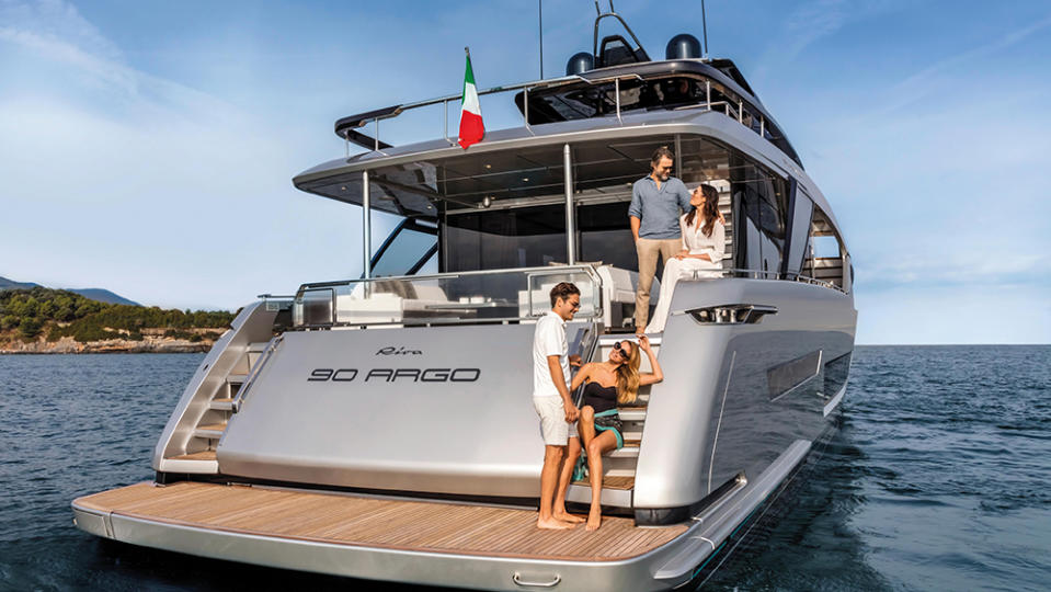 Riva 90 Argo flybridge yacht