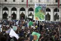 Le manifestazioni per il clima a Roma e Torino, 29 novembre 2019. Foto: LaPresse