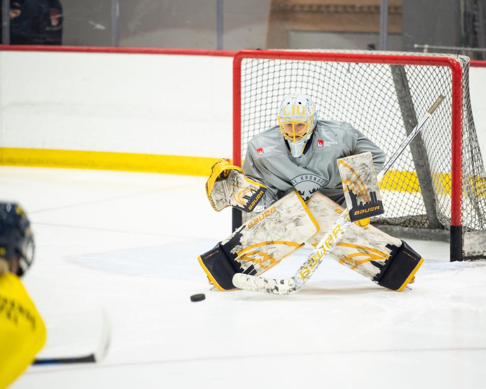 Team Sweden practices at Utica's Nexus Center Thursday ahead of the 2024 IIHF Women's World Championship.