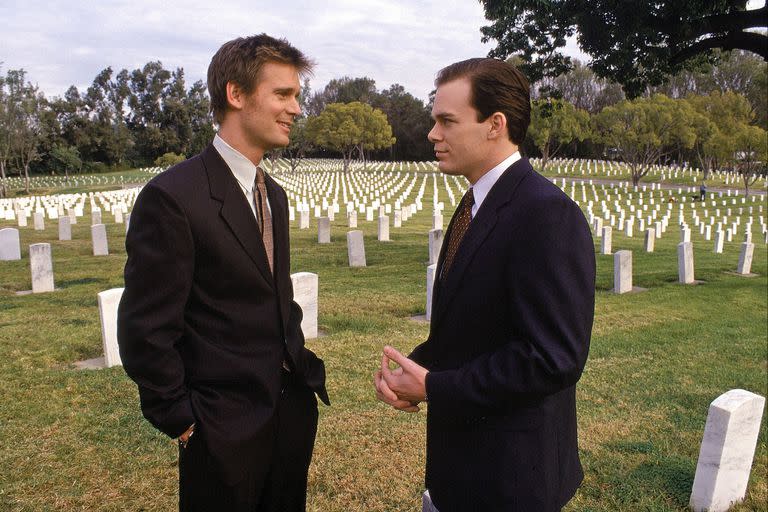 Peter Krause y Michael C. Hall en Six Feet Under