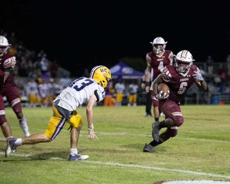 Jamarkus Jefferson (6) carries the ball during the Union County vs Northview Class 1-1R State Semifinal playoff football game at Northview High School in Bratt, Florida on Friday, Dec. 2, 2022.