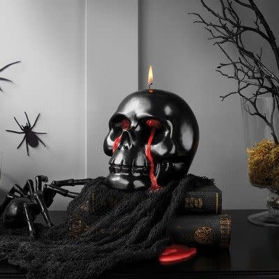 8) Bleeding Skull Halloween Candle