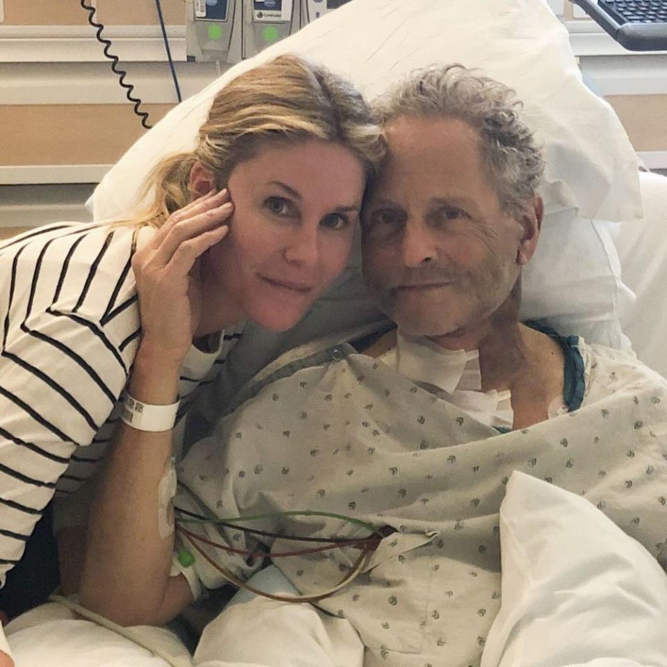 Lindsey Buckingham Performs for First Time Since Heart Surgery
