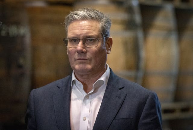 Keir Starmer distillery visit