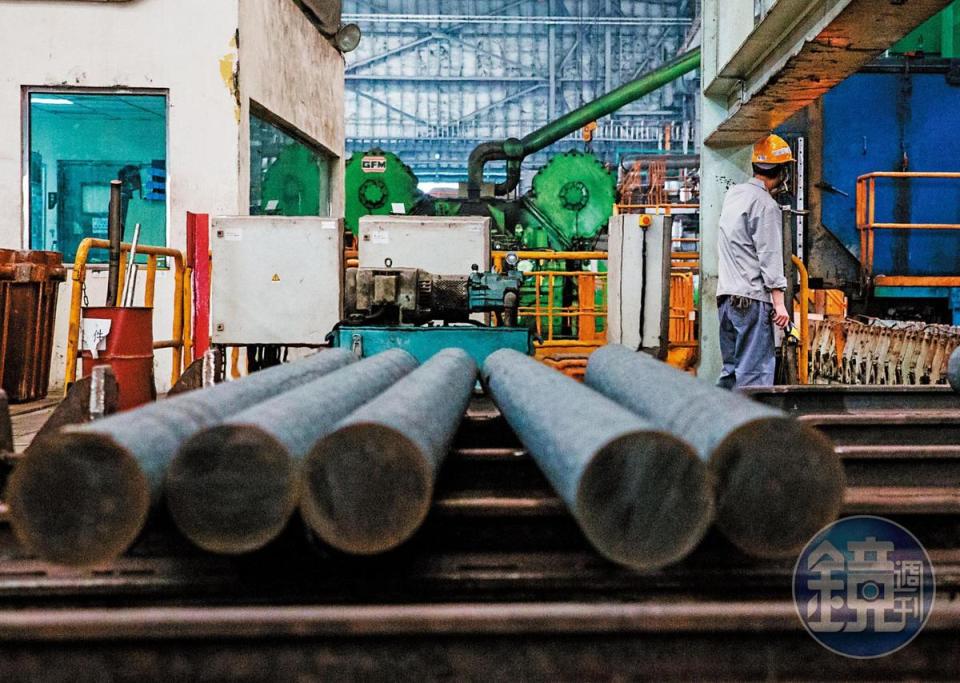 台鋼2018年拿下榮剛，成功整合國內電爐一條龍是國內第3大鋼鐵集團。