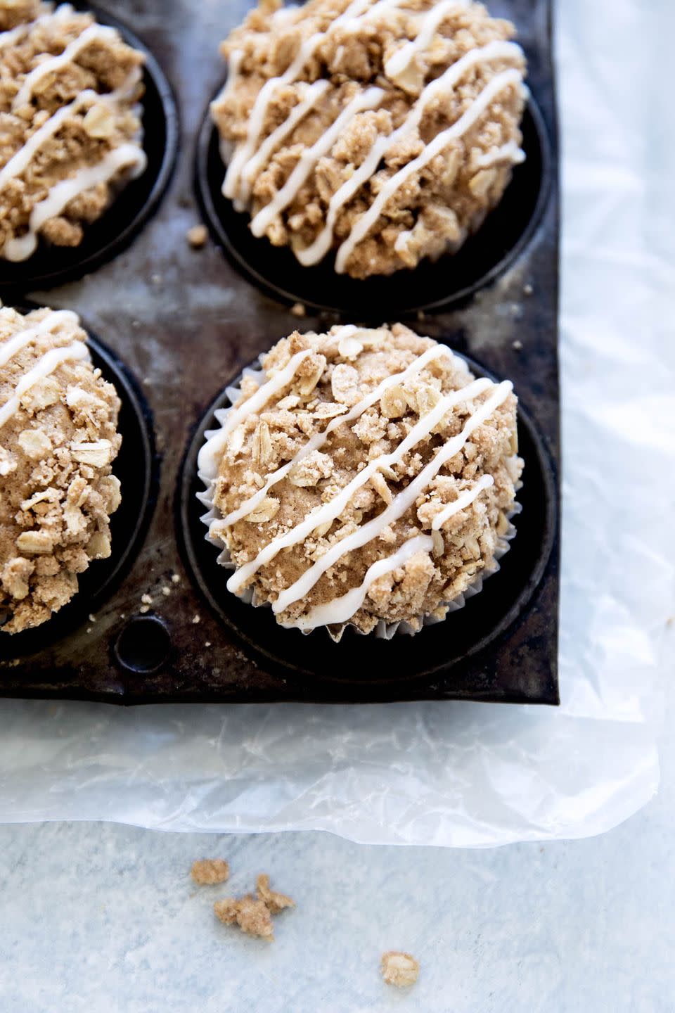 Apple Crisp Muffins