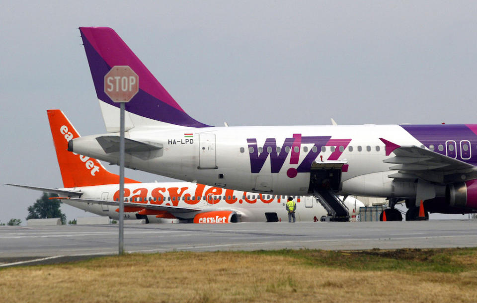 A rendere il bagaglio a mano a pagamento è Wizz Air, sesto vettore per passeggeri trasportati in Italia nel 2017. (Credits – Getty Images)