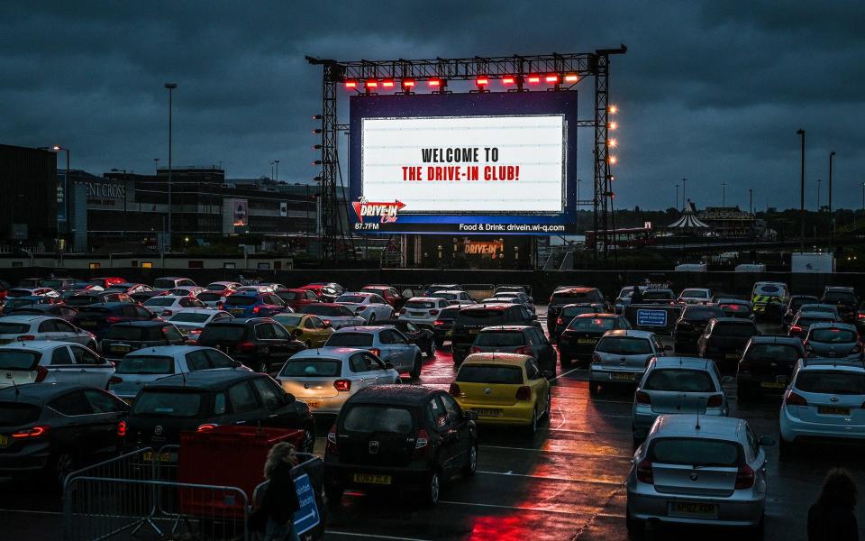 The Drive-in Club - STEVE ULLATHORNE