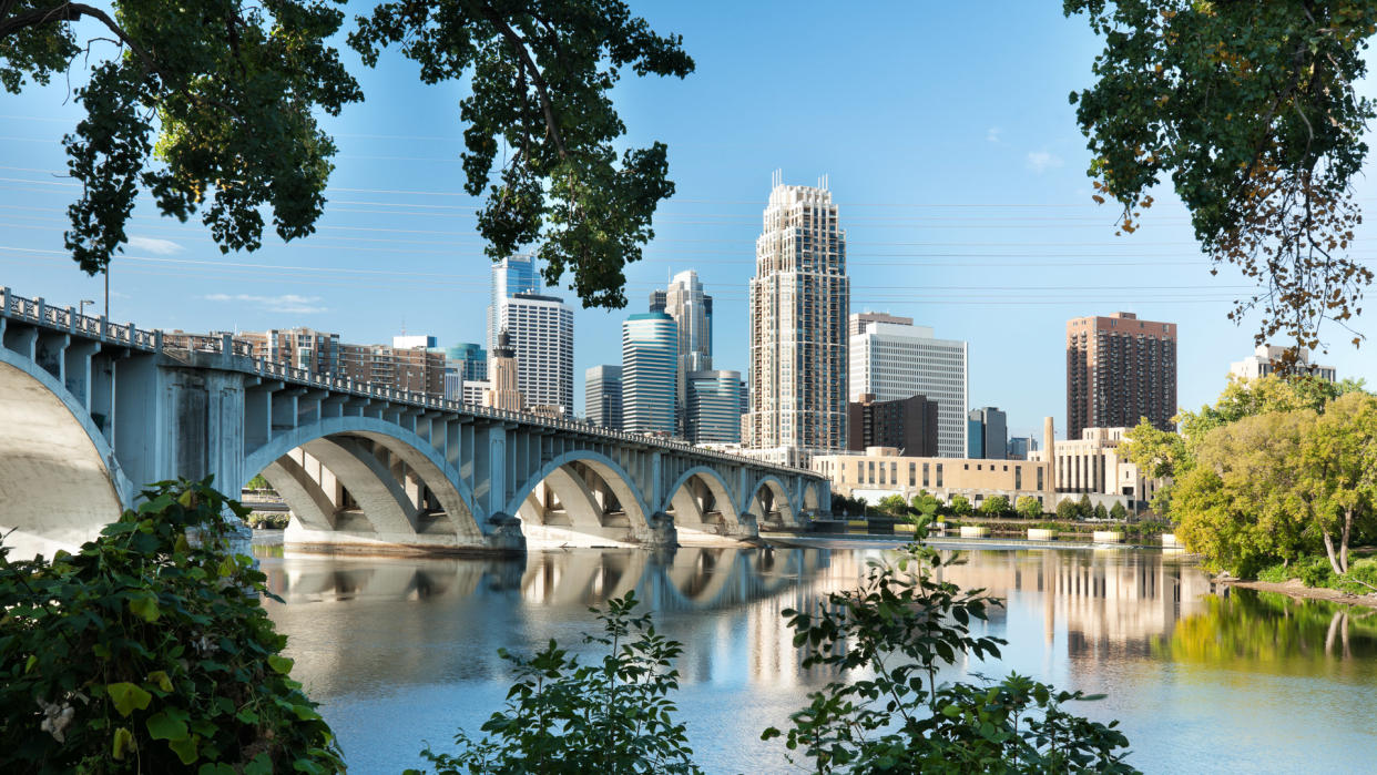 Minneapolis Minnesota cityscape view