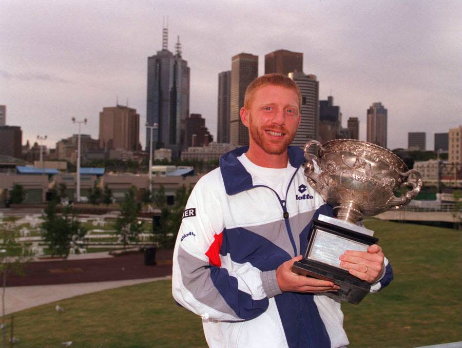 1996 feiert Becker seinen sechsten - und zugleich letzten - Grand-Slam-Sieg. Im Finale der Australian Open gewinnt er gegen den US-Amerikaner Michael Chang