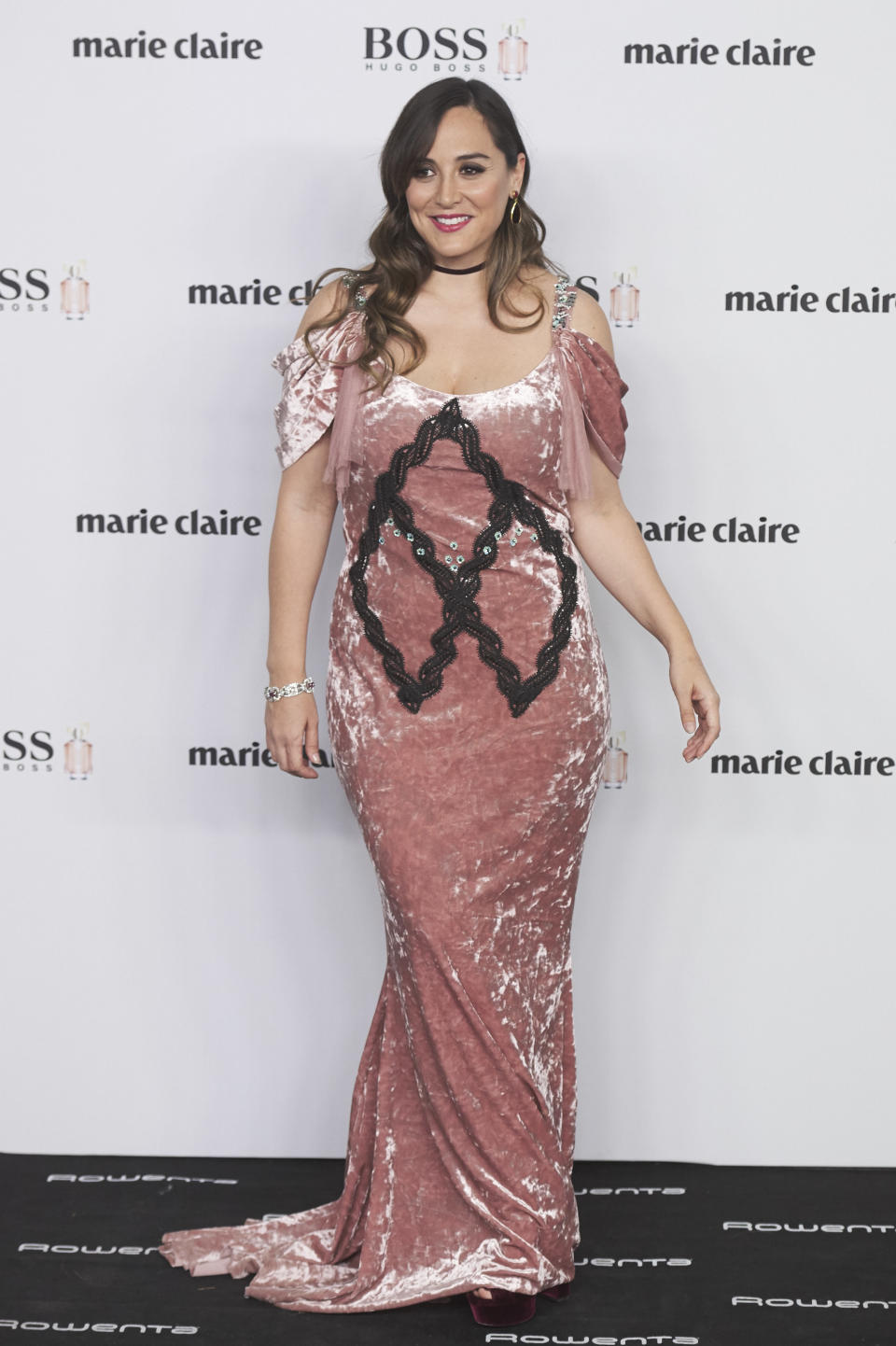 Los premios Marie Claire de 2016 evidenciaron el drástico aumento de peso de la madrileña, que a pesar de los comentarios posteriores lució orgullosa un vestido que marcaba su figura. (Foto: Carlos Alvarez / Getty Images)