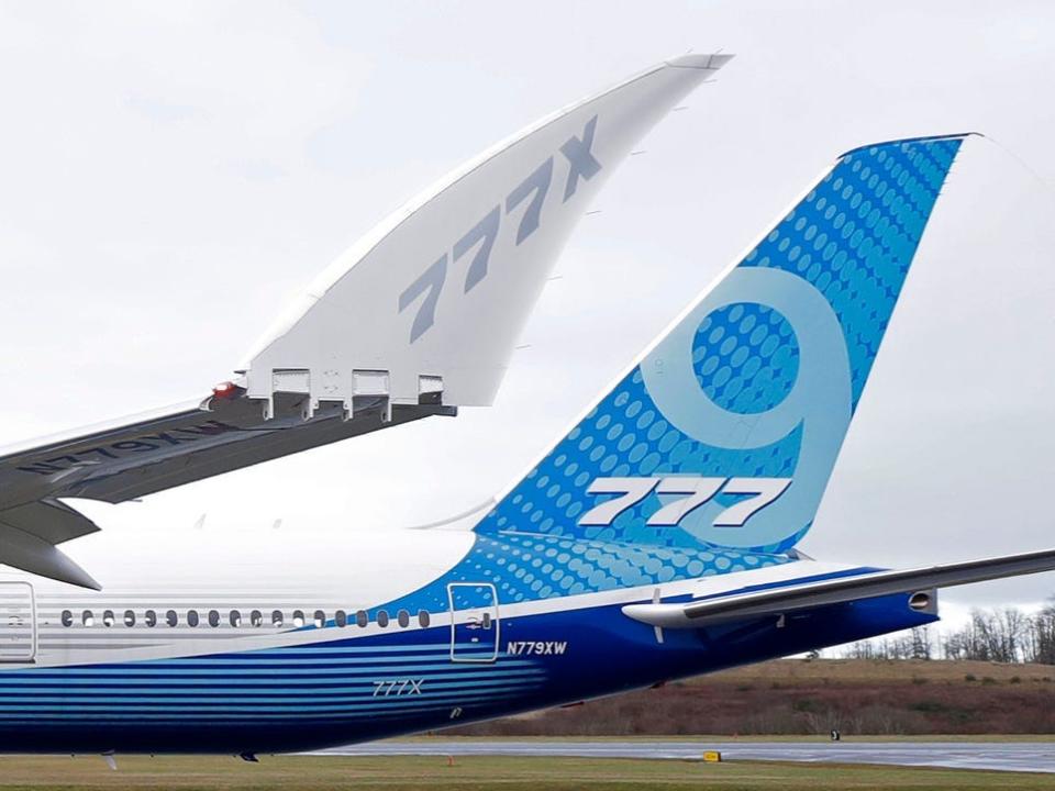 Boeing 777X.