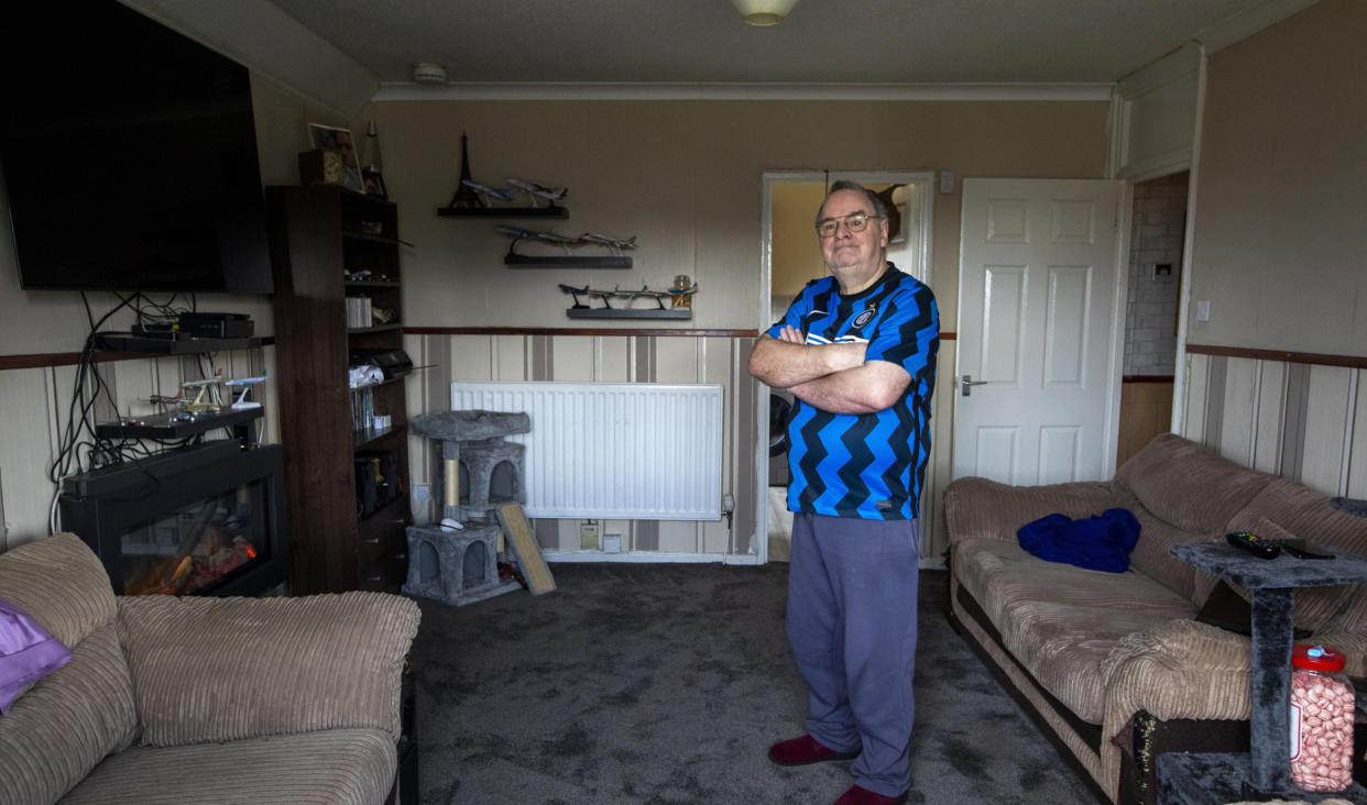 Nick Wisniewski Has spent nearly £2k redecorating his home. (SWNS)