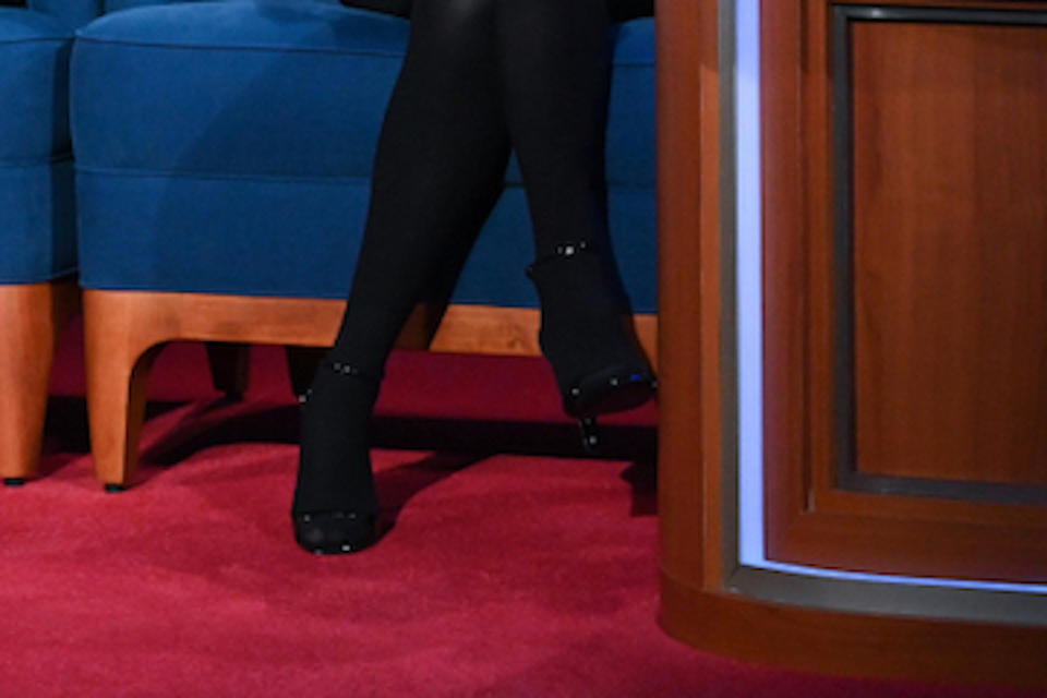 A closer look at Kate Hudson’s black Saint Laurent sandals. - Credit: CBS