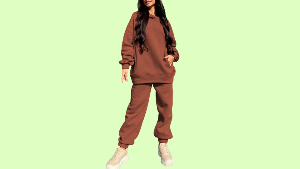 Whether you're heading out for a run, or just want to look cute at the coffee shop, Linsery's matching sweatsuit is a total vibe.