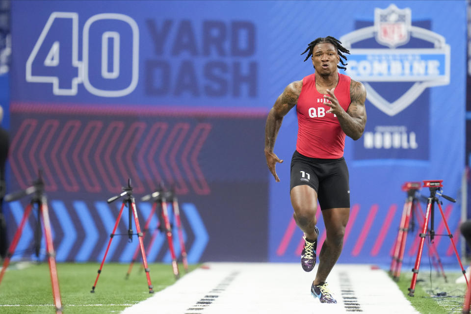 Florida quarterback Anthony Richardson runs a drill at the NFL football scouting combine in Indianapolis, Saturday, March 4, 2023. (AP Photo/Michael Conroy)