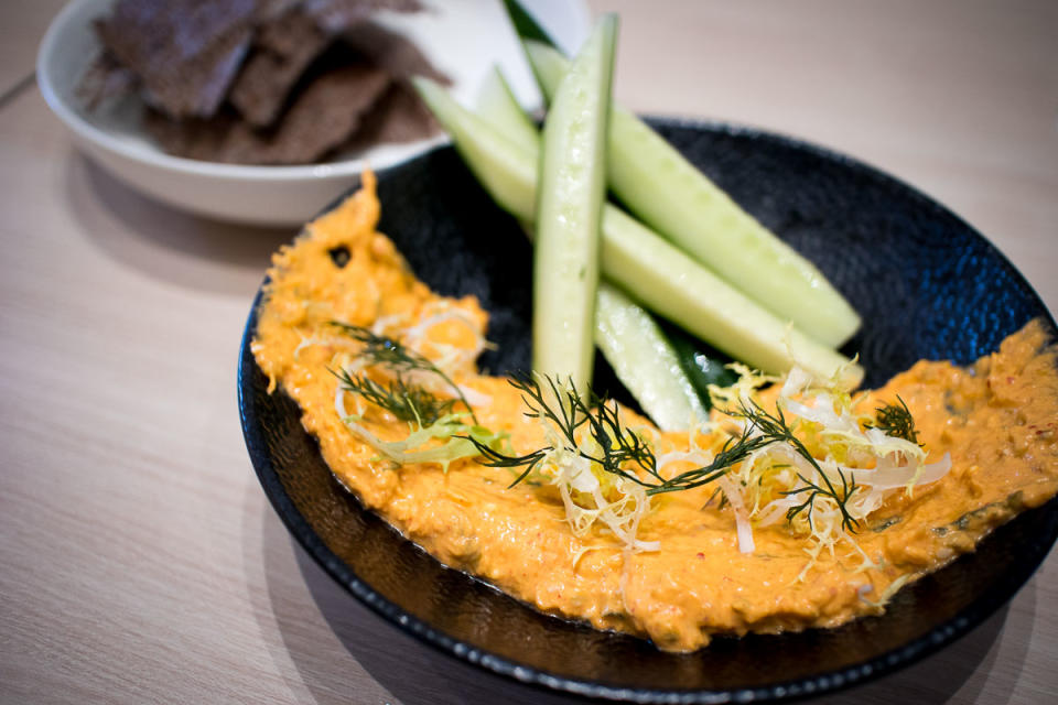 Kim Chi Dip & Flaxseed Cracker (PHOTO: Zat Astha/Yahoo Lifestyle SEA)