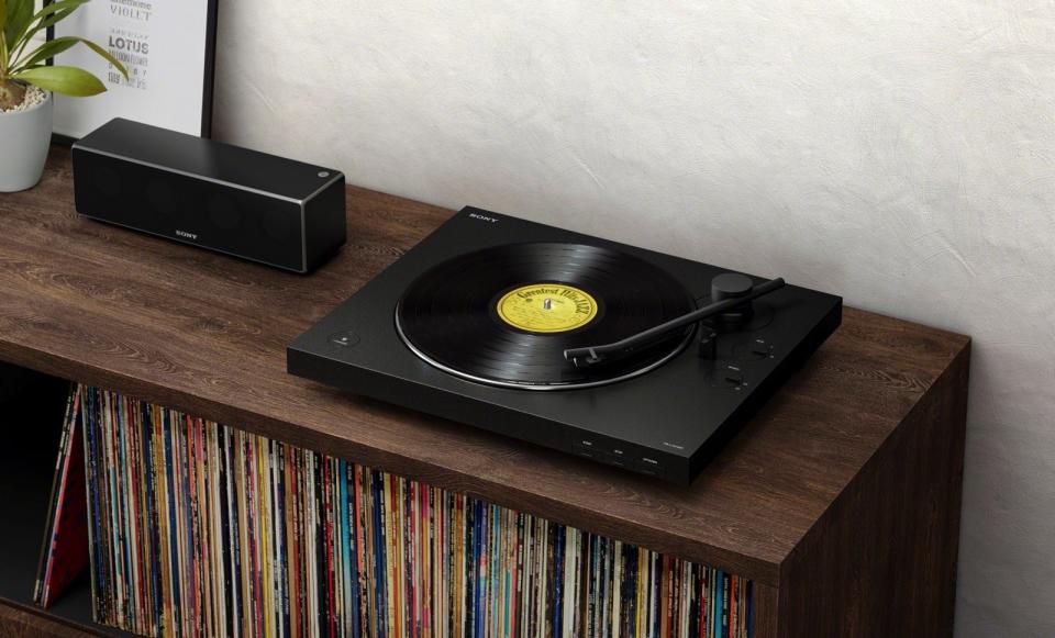 It wouldn't be CES without a few turntable announcements, and Sony is