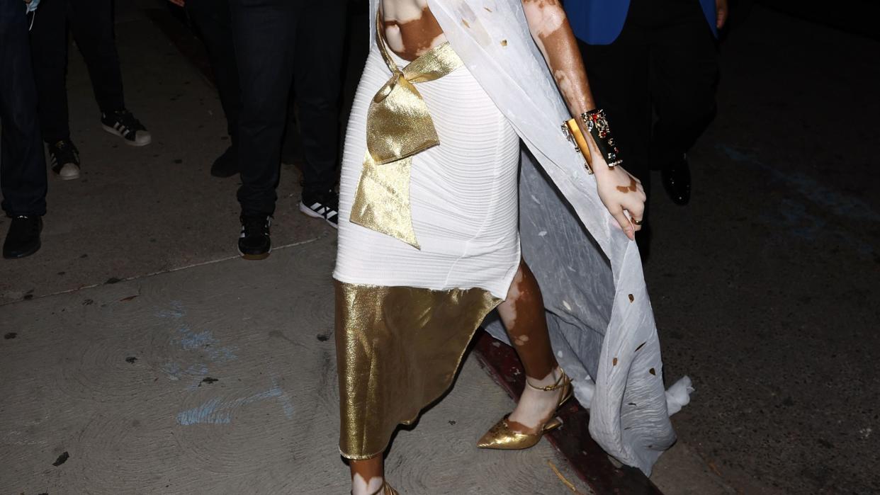 winnie harlow halloween costume queen nefertiti