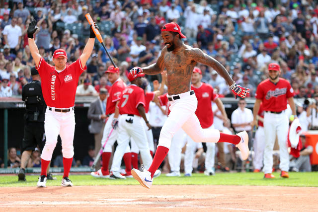 Cleveland's comeback falls short vs. The World in 2019 All-Star Celebrity  Softball game 