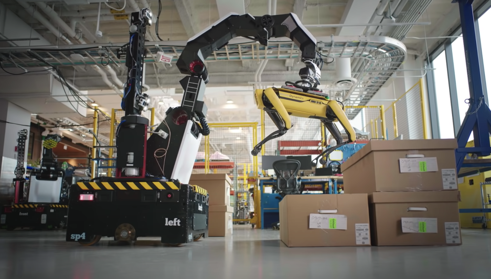 Boston Dynamics introduces Stretch