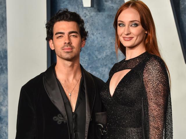 Sophie Turner and Joe Jonas Front Row at Louis Vuitton 2022