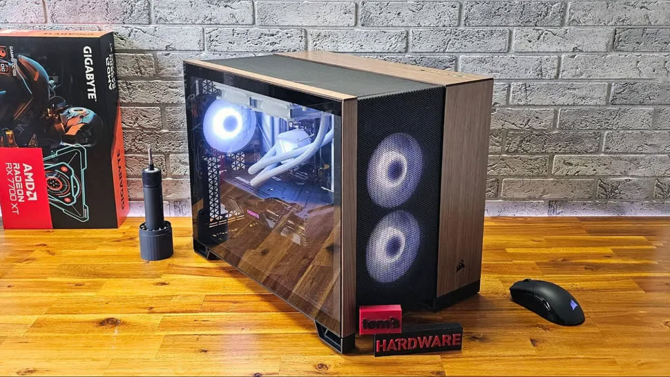  Corsair 2500D. 