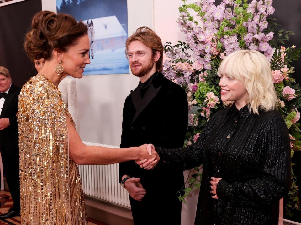 Kate Middleton and Billie Eilish meet at the "No Time to Die" premiere.