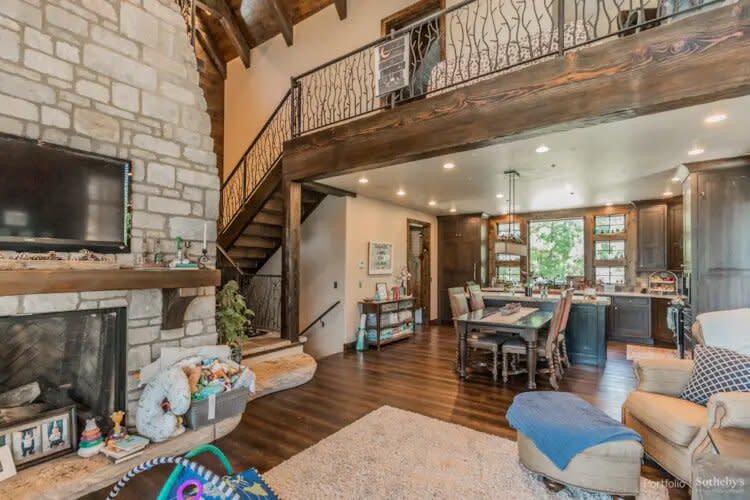 A southwest Missouri mansion, once the home of MLB All-Star pitcher Cole Hamels, has hit the market for $14.5 million. (Photos provided by: Jim Strong/ReeceNichols)