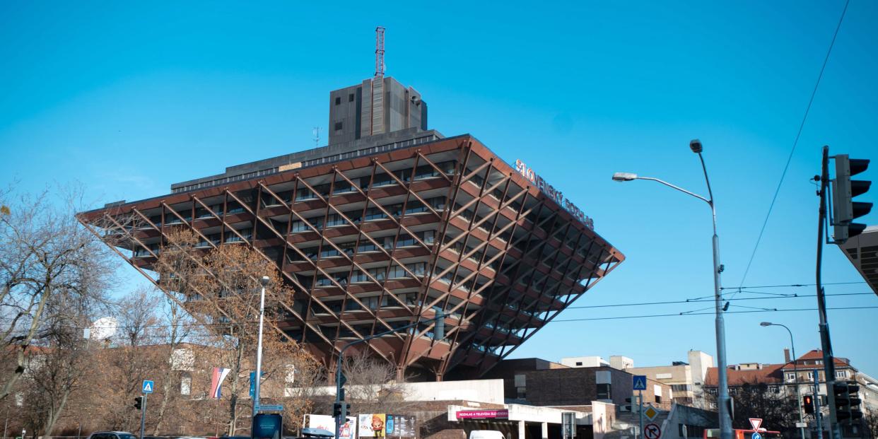 Archiv: Das Gebäude des Slowakischen Hörfunks "Slovenský rozhlas" in Bratislava am 24.01.2022. Der öffentlich-rechtliche Sender "Rundfunk und Fernsehen der Slowakei" (RTVS) soll nach Regierungsplänen durch eine neue Sendeanstalt ersetzt werden.<span class="copyright">Marijan Murat/dpa</span>