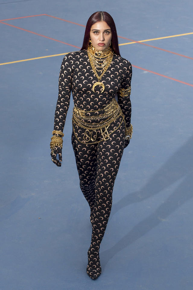 Madonna's Daughter Lourdes Leon Drips in Gold Chains on the Runway For  Marine Serre's Runway Show - Yahoo Sports