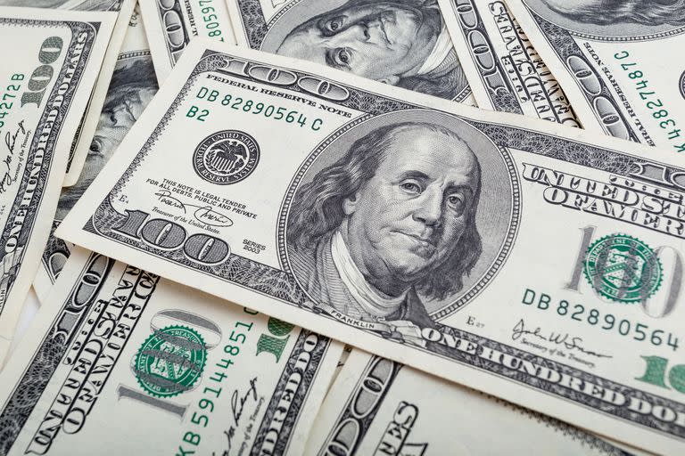 El dólar blue retomó su tendencia alcista y alcanza los $182