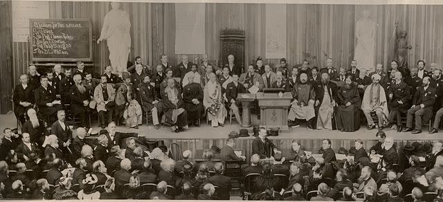 Entre el 11 y el 27 de septiembre de 1893 tuvo lugar en Chicago el Parlamento Mundial de Religiones (imagen vía Wikimedia commons)