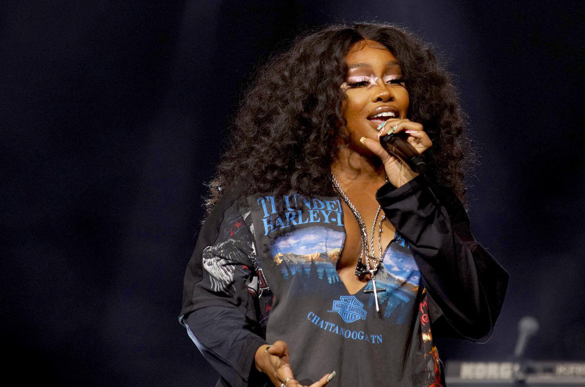 SZA Debuts 20 Songs From ‘SOS’ on Hot 100, Rules Artist 100 for First Time