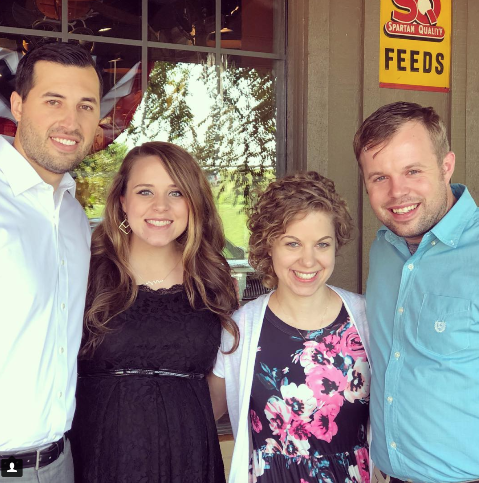 Jinger Duggar Vuolo (second from left) may have dyed her hair while pregnant and fans have opinions. (Photo: Getty Images)