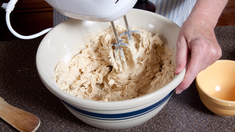 Mixing batter with hand mixer