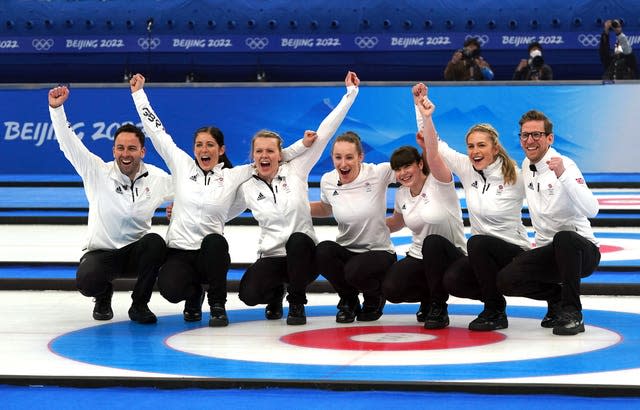 GB Women curlers