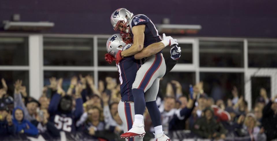 Julian Edelman calls former teammates Rob Gronkowski story fake - Yahoo Sports