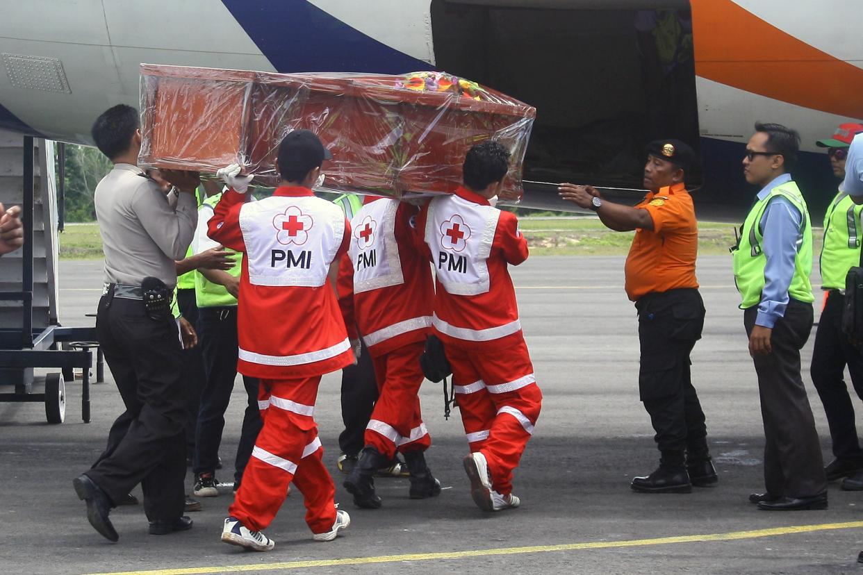 Das Personal an Bord eines Flugzeugs hat ein bestimmtes Codewort, um über tote Passagiere zu sprechen. (Bild: Getty Images)