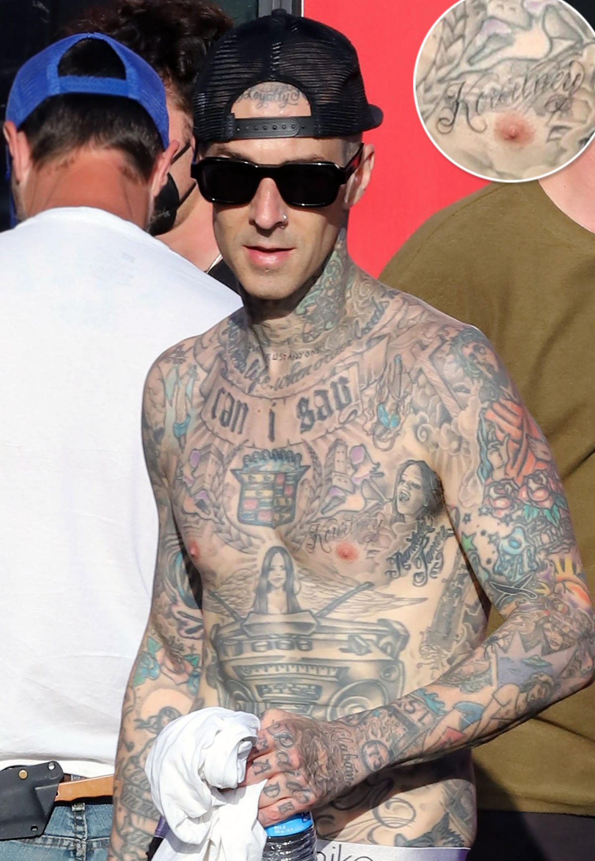 Whoa Travis Barker Got Kourtney S Name Tattooed On His Chest