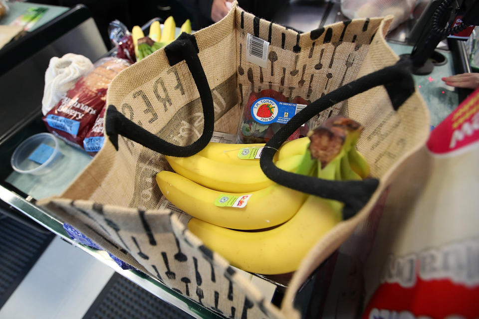 Some states are banning shoppers from bringing reusuable bags to the grocery stores over COVID-19 fears. (Photo: Fiona Goodall via Getty Images)