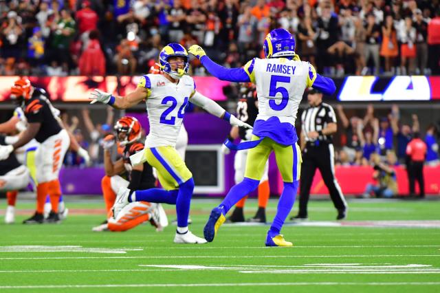 Rams Safety Taylor Rapp Proposes To GF On Field After Winning