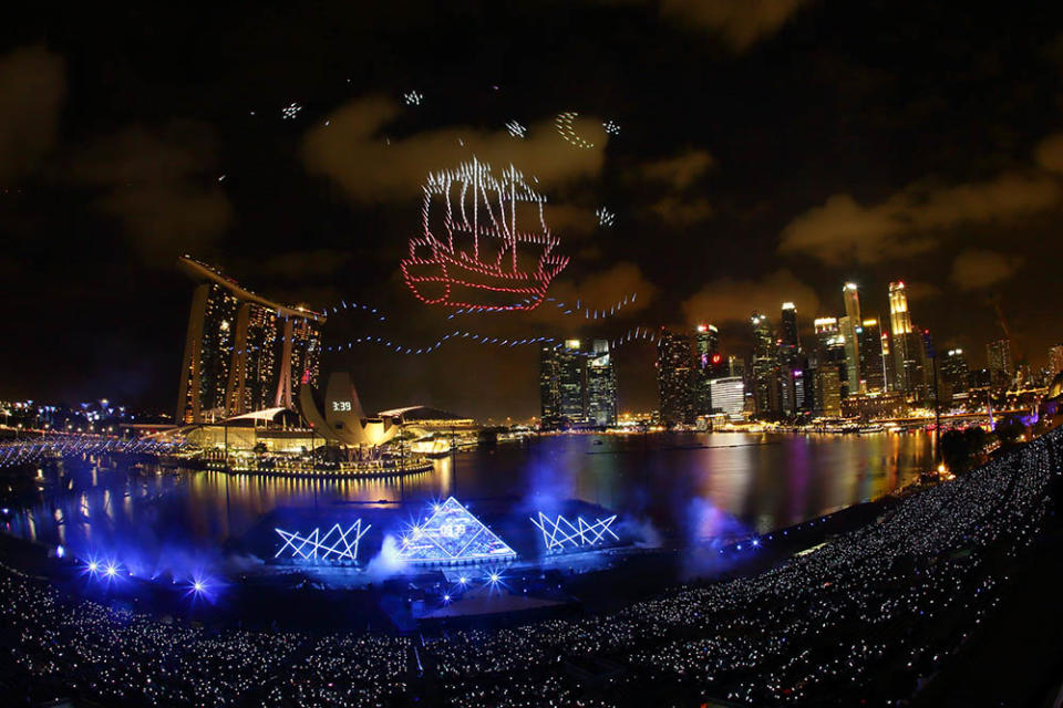 濱海灣跨年煙火（Photo by Suhaimi Abdullah, Image Source : Getty Editorial）