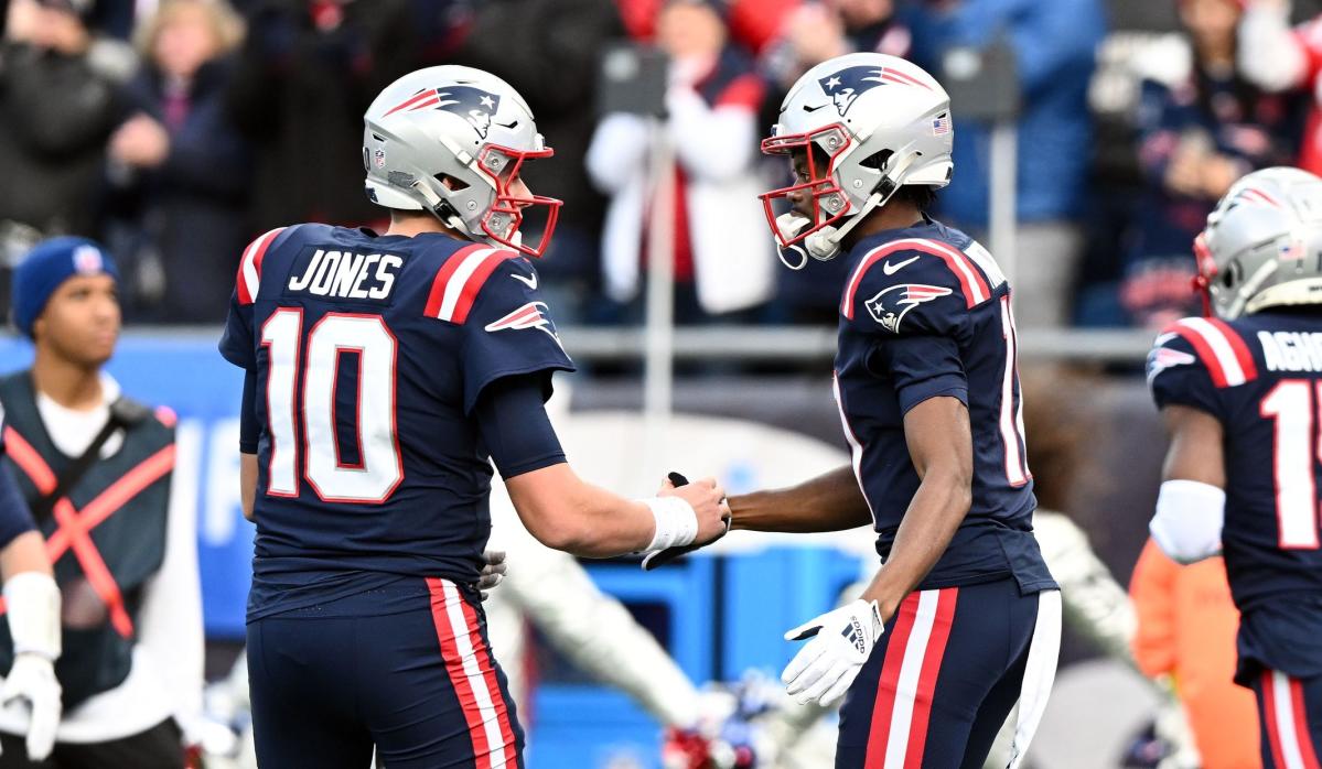 Buffalo Bills get revenge against New England Patriots, take over