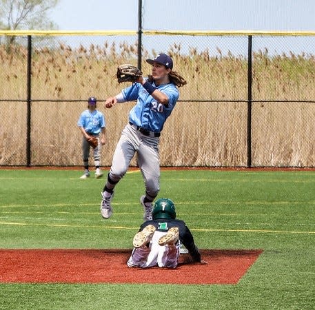 Terra State's Anthony D'Amico takes a throw.